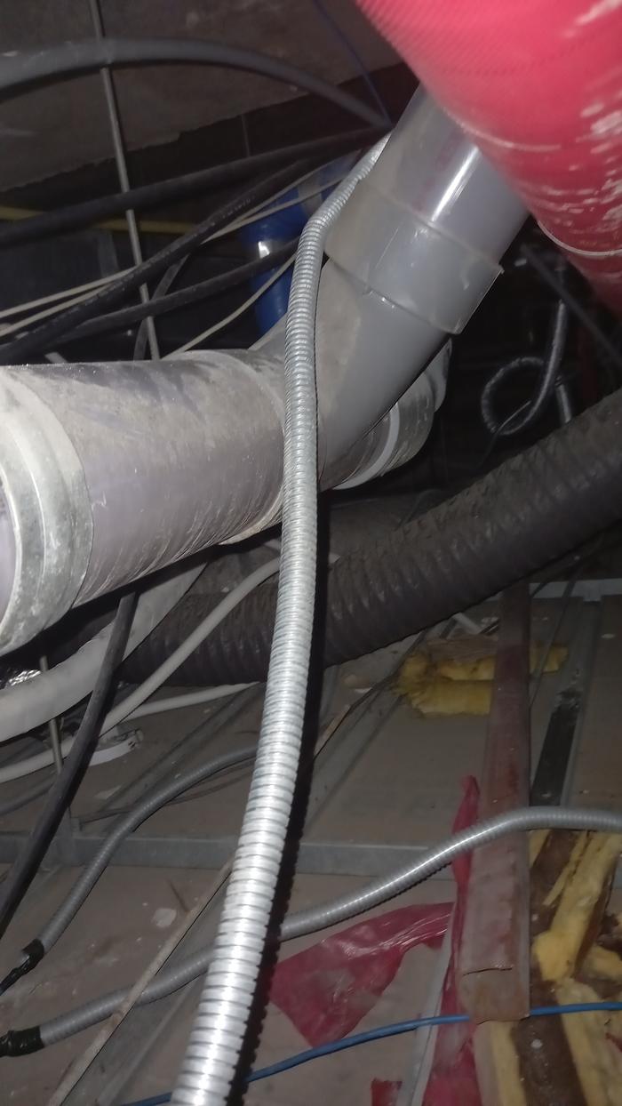 3695294320_xdntWDVi_d6e9c7bbaf3dba3b49f699541f4b00f7d4844f51.jpg 이미지크게보기